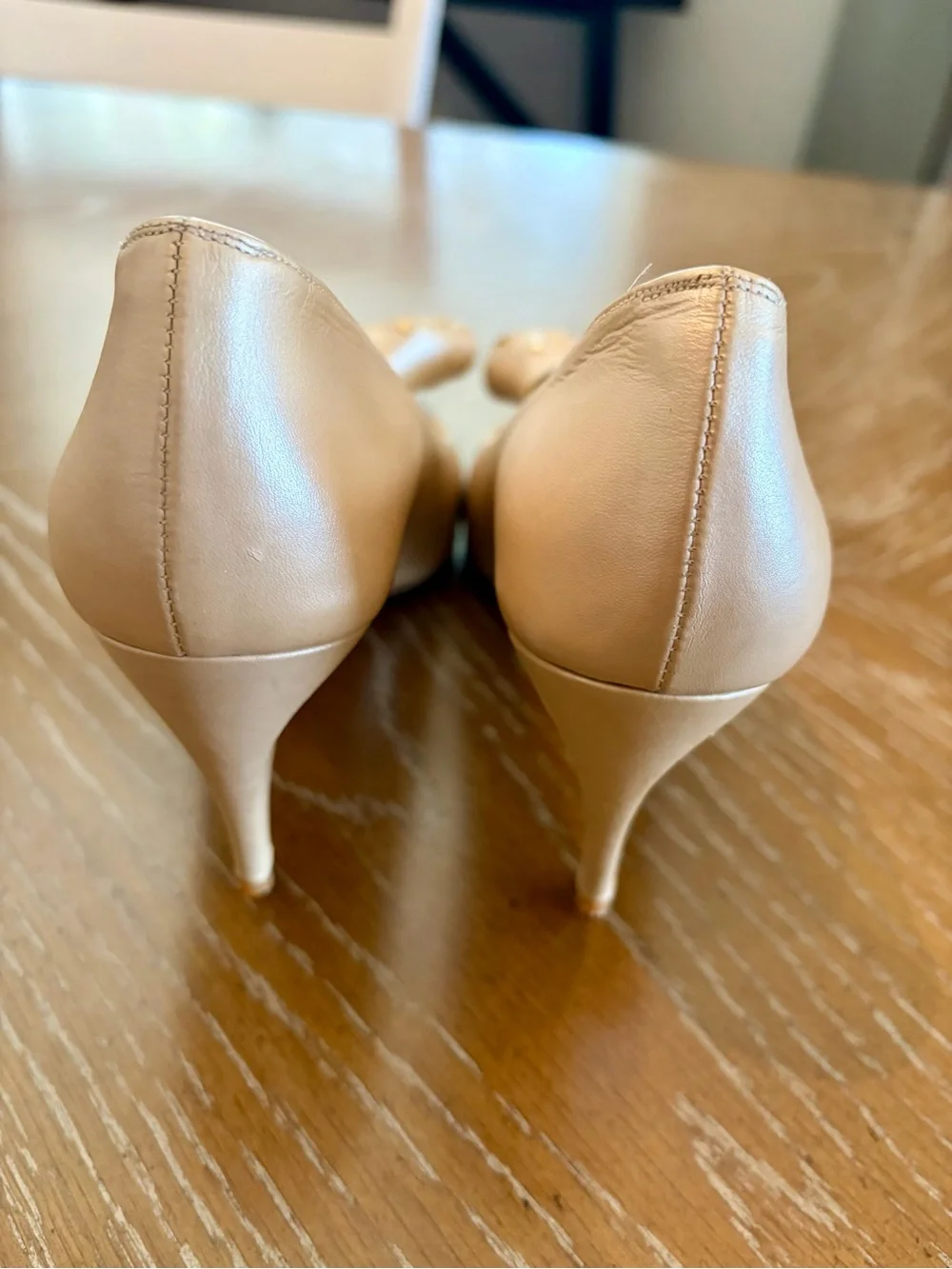 Stuart Weitzman Pearl Bow Pointy Pumps in Light Beige with Gold Studs